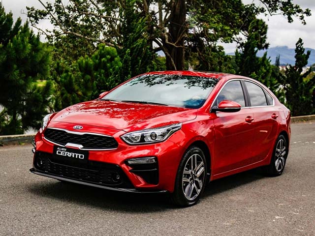 Giá xe Kia Cerato lăn bánh tháng 8/2021, ưu đãi 100% LPTB