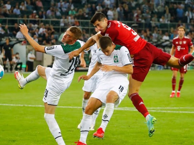Video Monchengladbach - Bayern Munich: Lewandowski tỏa sáng giải cứu ”Nhà vua”