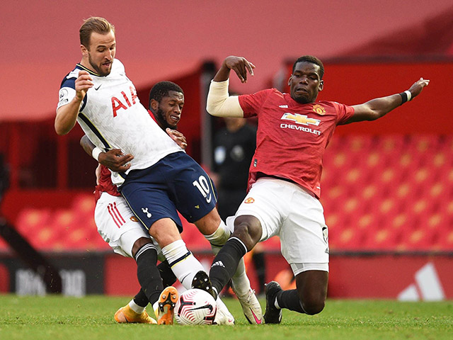 Tranh cãi Pogba giúp MU ”lên đỉnh” vẫn bị ghét, Harry Kane nổi loạn lại được bênh