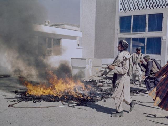 5 năm cai trị ”sắt máu” của Taliban khiến thế giới bàng hoàng