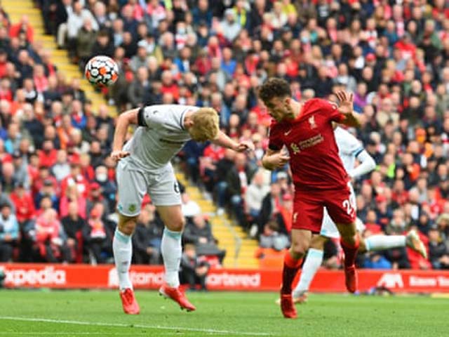 Video bóng đá Liverpool - Burnley: Phô diễn đẳng cấp, nuối tiếc Salah (Vòng 2 Ngoại hạng Anh)