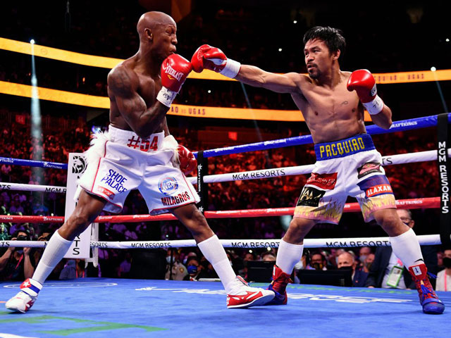 Huyền thoại Pacquiao tái xuất sau 2 năm: Đấm 8 trúng 1, mất đai vô địch WBA