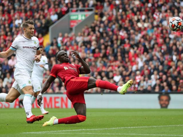 Cực nóng BXH Ngoại hạng Anh: Liverpool chiếm ngôi đầu, Man City vượt MU