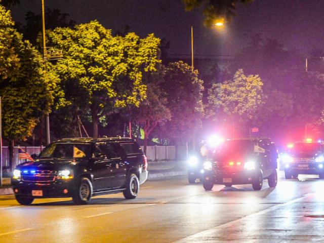 CLIP: Dàn xe đặc chủng của mật vụ Mỹ tháp tùng Phó Tổng thống Kamala Harris tại Hà Nội