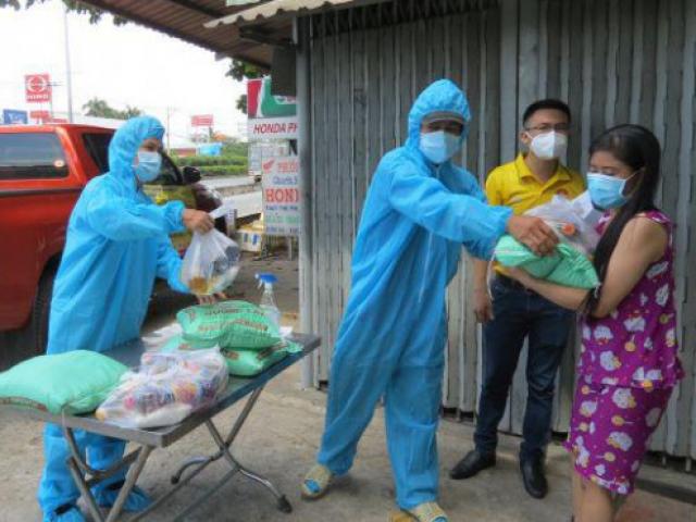 Mỗi hộ gia đình ở TP Hồ Chí Minh gặp khó khăn do COVID-19 được hỗ trợ 1,5 triệu đồng