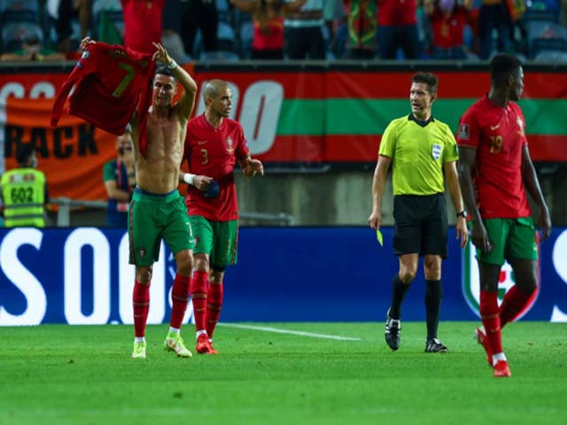 Ronaldo bị treo giò vòng loại World Cup: MU đón tin cực vui, CR7 sẽ hội quân sớm