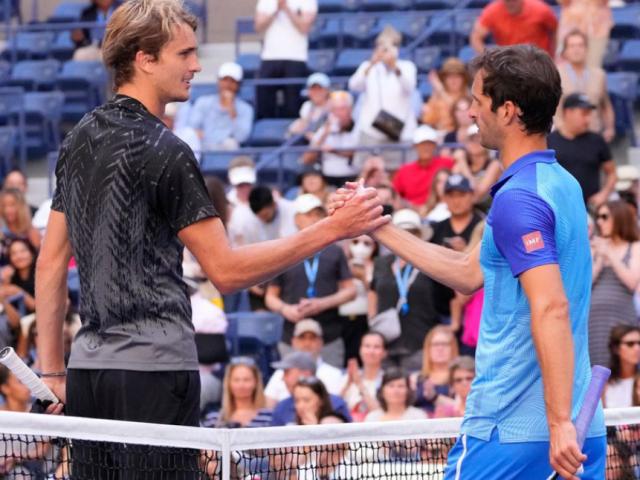 Video tennis Zverev - Vinolas: 74 phút choáng váng, vé đi tiếp siêu nhanh (Vòng 3 US Open)