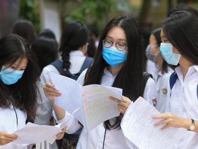 Hơn 50 đại học công bố điểm chuẩn, nhiều ngành khiến thí sinh'choáng váng'