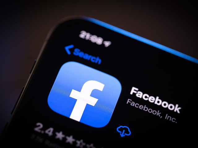 Apple từng dọa rút ứng dụng Facebook khỏi App Store