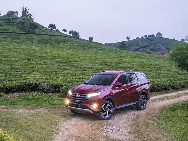 Giá xe Toyota Rush lăn bánh tháng 9/2021