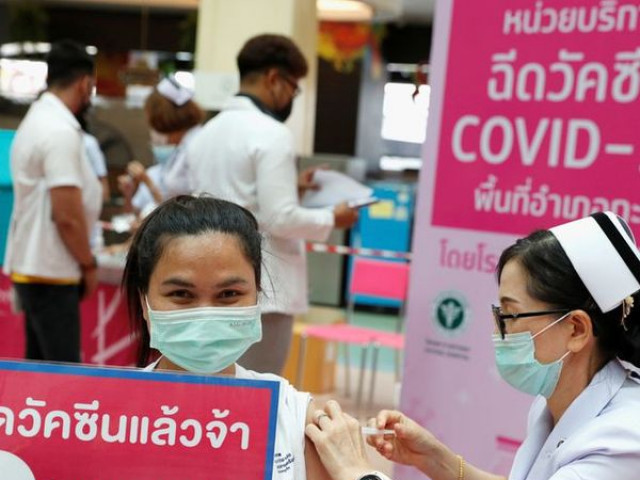 Thái Lan áp dụng kỹ thuật tiêm dưới da nhằm tiết kiệm vaccine phòng COVID-19