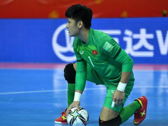 Hồ Văn Ý: Người nhện tuyển futsal Việt Nam