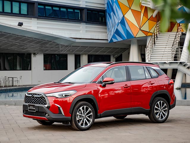 Giá xe Toyota Corolla Cross lăn bánh tháng 9/2021