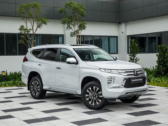 Mitsubishi Pajero Sport phiên bản 2021 được giảm giá tới 120 triệu đồng