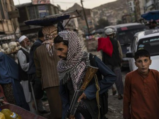 Mỹ cho phép viện trợ nhân đạo Afghanistan thông qua Taliban