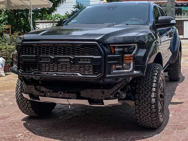 Biến Ranger Raptor thành xe F-150 với chi phí hơn 200 triệu đồng