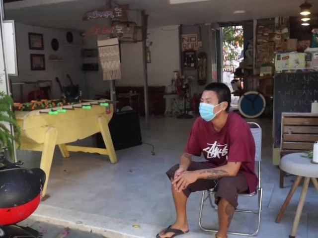 Video: Hàng quán ở Đà Nẵng ‘kiệt sức’ khi trải qua nhiều đợt dịch COVID-19