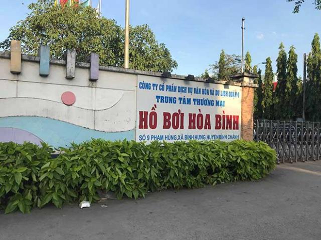 Người mẹ tử vong khi cùng con trai đi học bơi