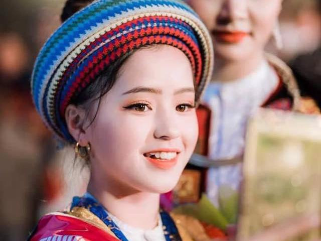 Cô gái Hà Giang ”tái xuất” với hình ảnh xinh đẹp khiến nhiều người trầm trồ