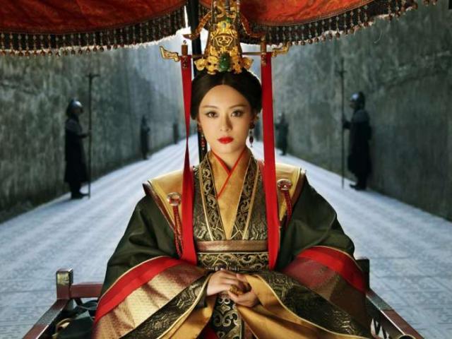 Kỹ nữ đẹp tuyệt trần và cuộc tình kỳ lạ với hoàng đế Trung Hoa