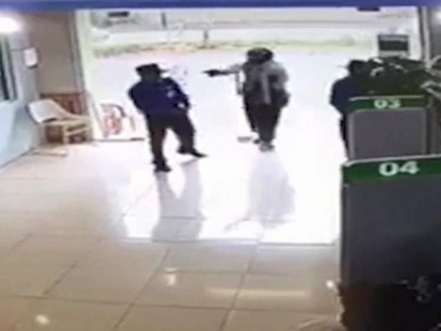 Vụ cướp ngân hàng Vietcombank: Trung úy Công an huyện là nghi phạm gây án