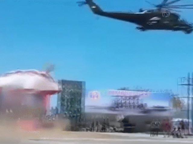 Trực thăng Mi-35 phá nát lễ duyệt binh Indonesia vì bay quá thấp