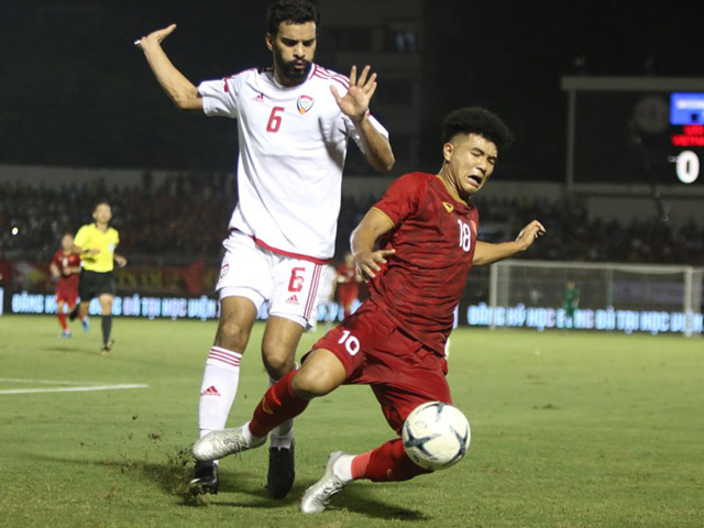 Trực tiếp bóng đá U22 Việt Nam - U22 UAE: Đức Chinh bỏ lỡ đáng tiếc