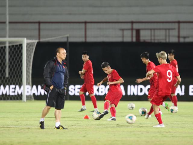 Quang Hải nhận mật lệnh từ thầy Park, ĐT Việt Nam rèn chiêu mới đấu Indonesia