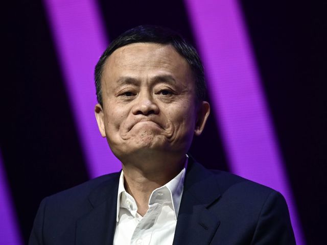 Mới từ chức chủ tịch, Jack Ma bất ngờ thừa nhận “không đủ trình độ” xin việc ở Alibaba