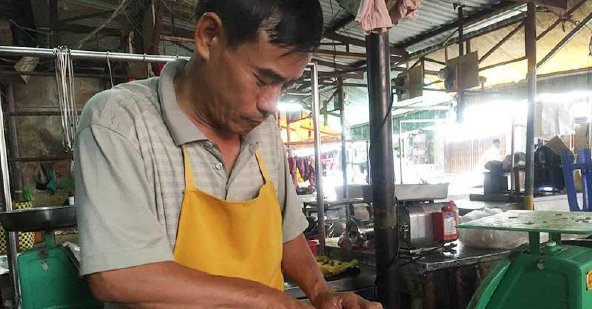 Choáng váng vì giá bún bò, bánh mì… ”nhảy múa” theo giá heo