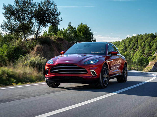 Siêu SUV Aston Martin DBX trình làng với động cơ V8 mạnh 542 mã lực