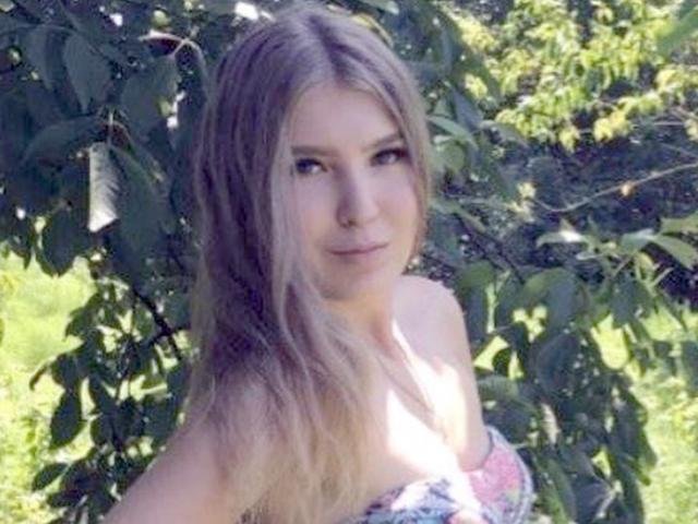 Nga: Nữ cảnh sát xinh đẹp tự sát khi bị ép làm việc với kẻ cưỡng hiếp mình
