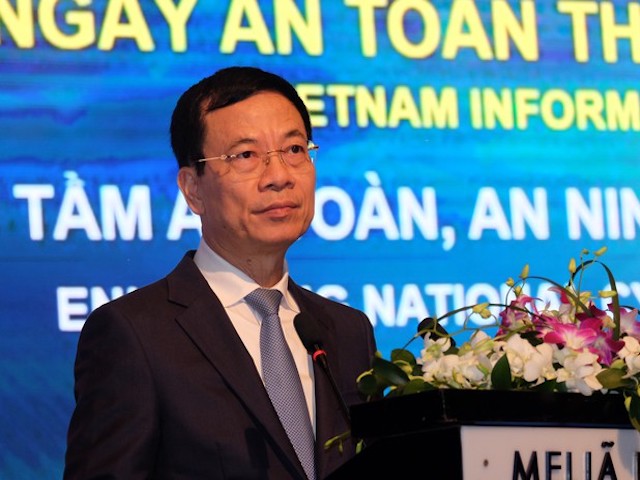 Bộ trưởng Nguyễn Mạnh Hùng: ”Không ai an toàn một mình trong thế giới mạng”
