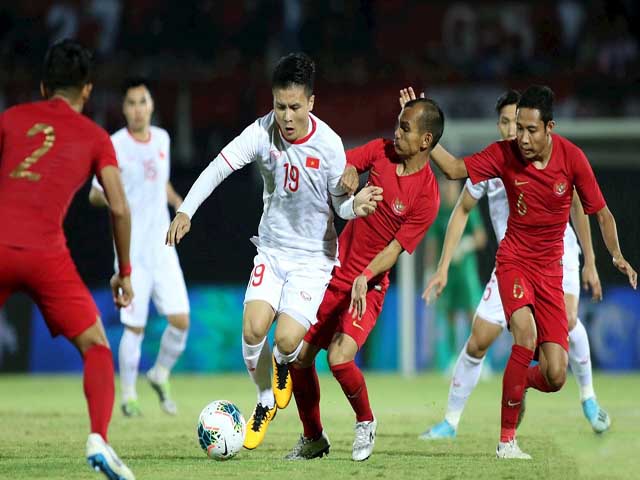 U22 Việt Nam đấu Indonesia: Quang Hải từng bị tước penalty, nhớ món nợ 2017