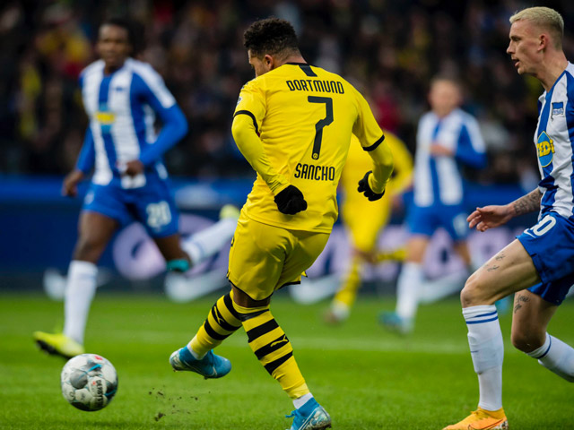 Video highlight trận Hertha Berlin - Dortmund: ”Neymar nước Anh” tỏa sáng, định đoạt cực sớm