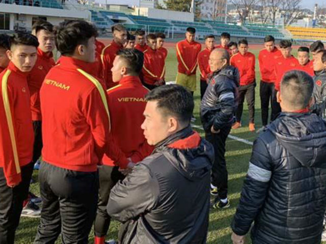 U23 Việt Nam rèn quân ở Hàn Quốc: Thầy Park gây bất ngờ vì ”chiêu lạ”
