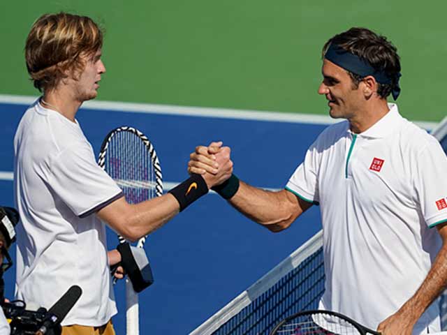 Tin thể thao HOT 31/12: Federer tiết lộ tay vợt trẻ nào được anh kỳ vọng