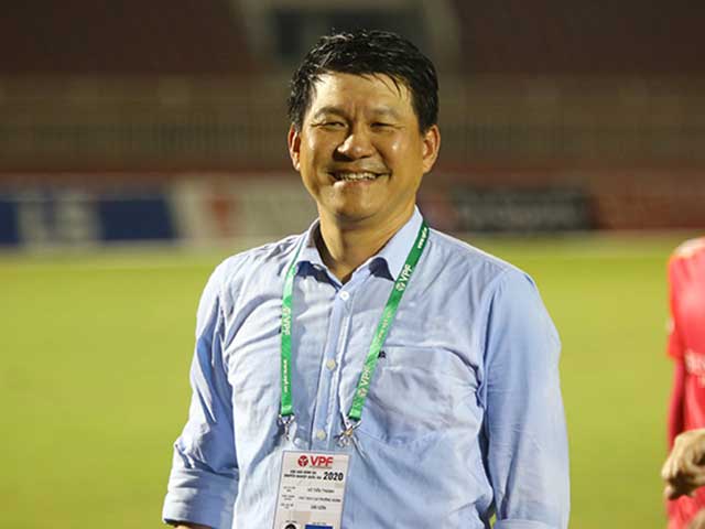 HLV “dị” nhất V-League nói gì sau khi giúp Sài Gòn FC vô địch giai đoạn 1