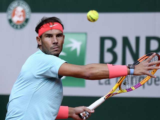 Video tennis Nadal - Korda: Áp đảo đàn em giành vé tứ kết (Vòng 4 Roland Garros)