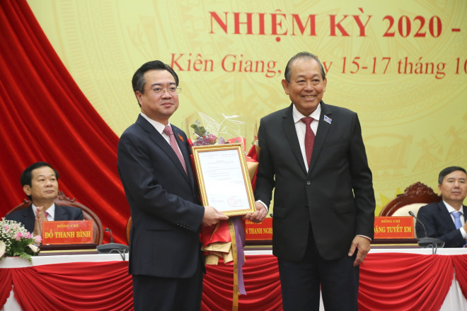Trao quyết định bổ nhiệm Thứ trưởng Bộ Xây dựng cho ông Nguyễn Thanh Nghị
