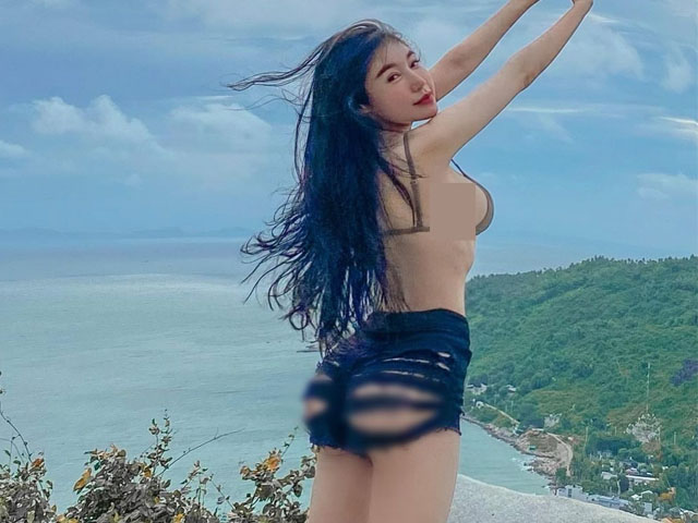Elly Trần khiến fan ”sốc nặng” vì diện quần hot pants lại rách te tua đúng chỗ hiểm