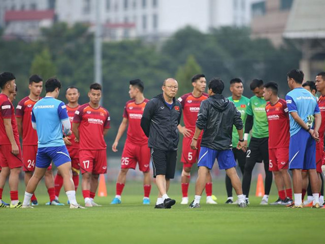 Ông Park đề nghị tập trung đội tuyển Việt Nam dài ngày