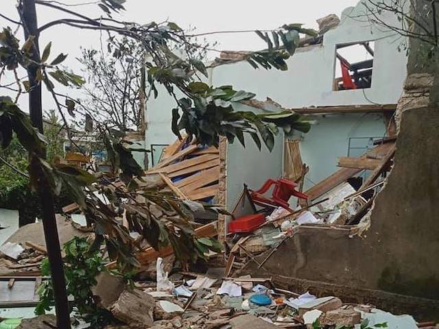 Quảng Ngãi: Cảnh tan hoang ở huyện đảo Lý Sơn sau khi bão số 9 càn quét