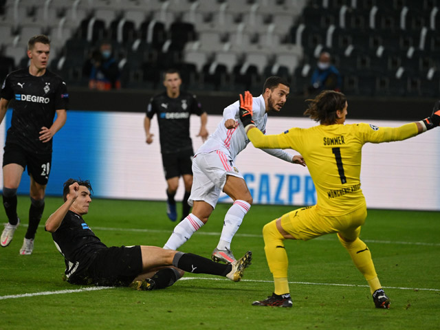 Kết quả bóng đá Cúp C1 Monchengladbach - Real Madrid: Thoát hiểm ngoạn mục, vỡ òa phút chót