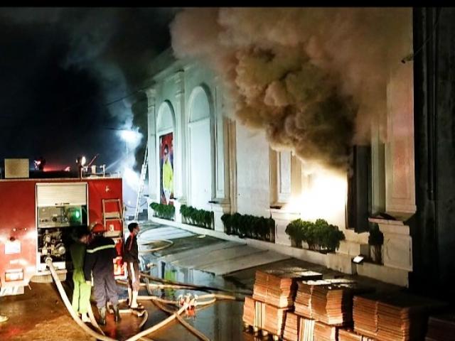 Cháy lớn ở quán bar X5, 3 người tử vong