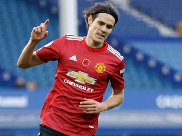 Cavani ghi bàn đầu tiên cho MU, chốt hạ trận cứu Solskjaer như thế nào?