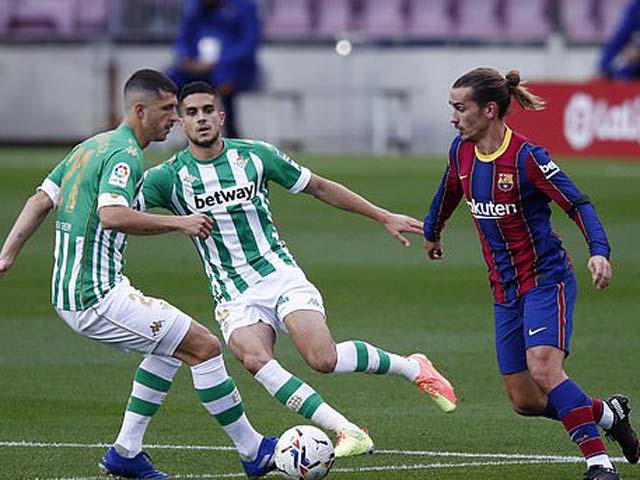 Trực tiếp bóng đá Barcelona - Betis: Sửng sốt bàn gỡ hòa