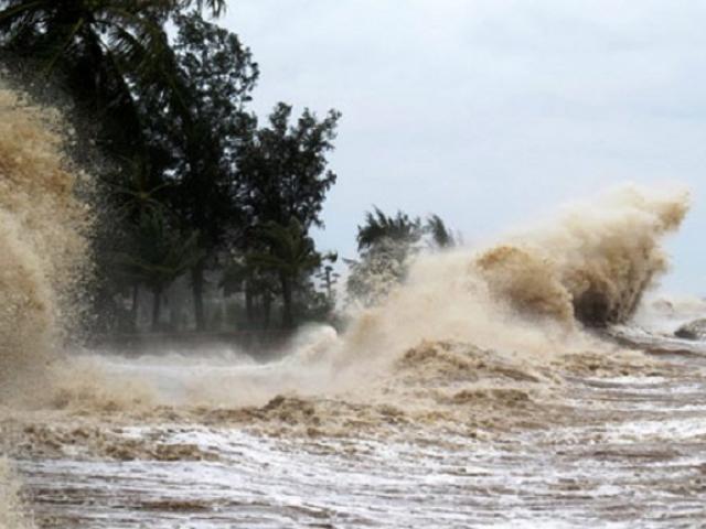 Thông tin mới nhất về bão số 12 Etau sắp đổ bộ vào Bình Định – Ninh Thuận