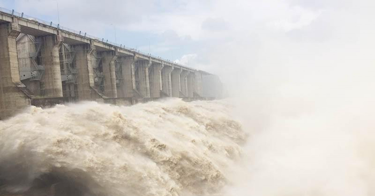 Thủy điện xả lũ lớn, Phú Yên phát cảnh báo ngập sâu vùng hạ du