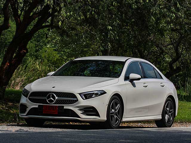 Mercedes-Benz A200 sedan lắp ráp tại Thái Lan, có giá bán chưa tới 1,5 tỷ đồng